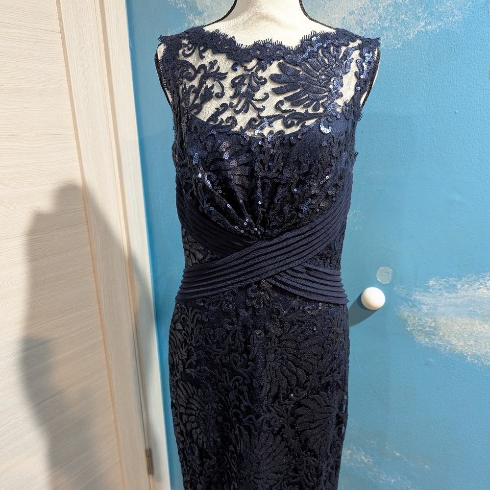 Tafashi Shoji Elegant Navy Lace Dress
